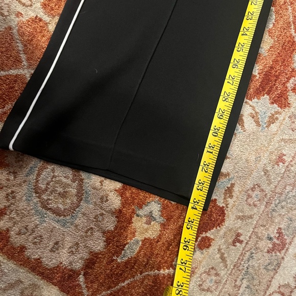 Veronica Beard Edia Black satin wide leg sz 6 tuxedo pants - Picture 15 of 16